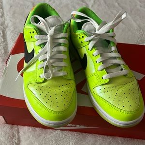 Nike Dunks Volt